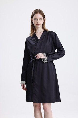 Laperissa Kadın Siyah Dantel Detaylı Kuşaklı Saten Dokuma Şık Sabahlık Siyah