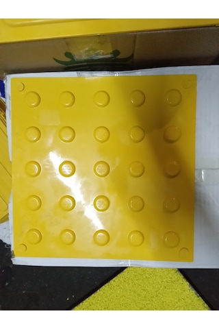 30x30 Dış Mekan Tabanlı Uyarıcı Hissedilebilir Yüzey