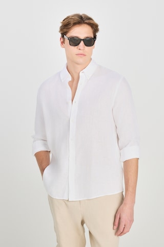 Lee %100 Keten Regular Fit Erkek Gömlek L2510549100 Beyaz