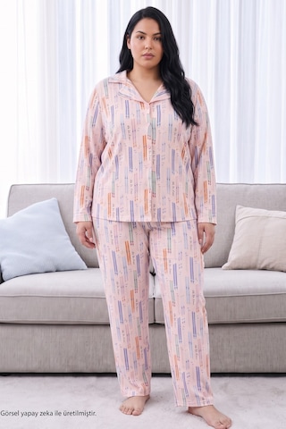 Siyah İnci Pembe Desenli Termal Kumaşlı Ultra Soft Yumuşak Büyük Beden Battal Boy Düğmeli Örme Pijama Takımı 26226536