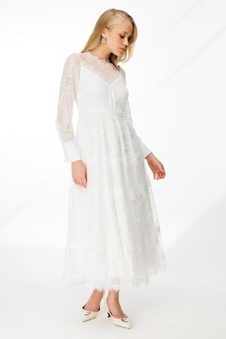Dantel Detay Bej Astarlı Maxi Boy Abiye Elbise Nefeli Beyaz