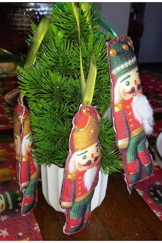 Ağaç Süsü Fındıkkıran Yeniyıl 15 Cm Kumaş 4 Lü