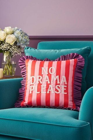 No Drama Please Nakışlı Dekoratif Kırlent Kılıfı Pembe