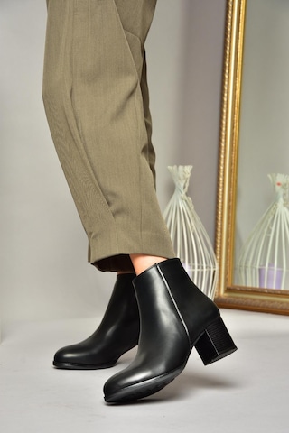 Fox Shoes T820180009 Siyah Kalın Topuklu Kadın Bot Siyah