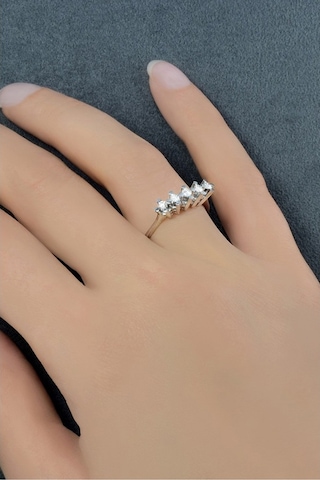 0.22 Ct Pırlanta Beştaş Yüzük