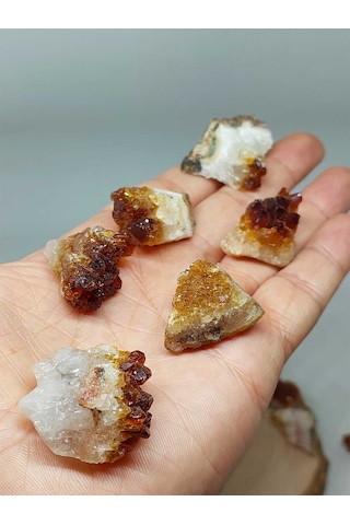 Sitrin Taşı Kütle Ham Parça 10-19 Gram Aralığıdır