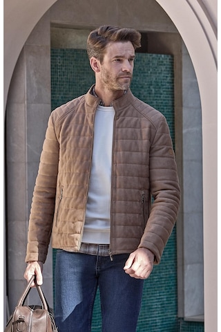 İmza Sütlü Kahverengi Suni Deri Hakim Yaka Düz Yırtmaçsız Tam Astar Slim Fit Casual Deri Mont 1038245150 Sütlü Kahverengi