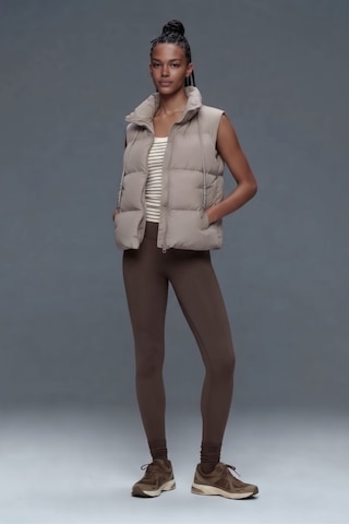 Soft&basic Kadın Dik Yaka Fermuarlı Cepli Şişme Yelek Mevsimlik Kısa Dolgulu Spor Yelek Bej
