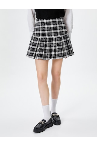 Koton Tüvit Pileli Mini Etek Slim Fit Siyah Ekose 4wal70034ıw Siyah Ekoseli Siyah