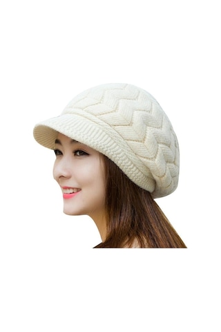Kadın Ve Erkekler İçin Kış Mevsimine Özel Yünlü Ve Sıcak Tutan Şapka Modeli Beyaz