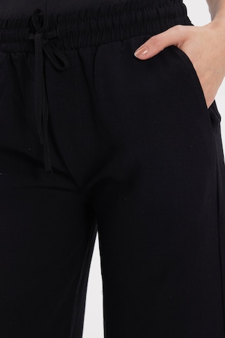 Tudors Kadın Regular Fit Klasik Kesim Pamuklu Beli Bağcıklı Lastikli Keten Görünümlü Siyah Palazzo Pantolon-50635