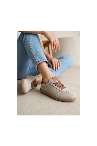 Venüs Kadın Hakiki Deri Süet Desenli Sneaker Ayakkabı 2609922k Bej Venüs Kadın Hakiki Deri Süet Desenli Sneaker Ayakkabı 2609922k Bej