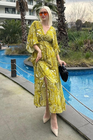 Madmext Yeşil Desenli Yırtmaç Detaylı Uzun Elbise Mg2325 Yeşil