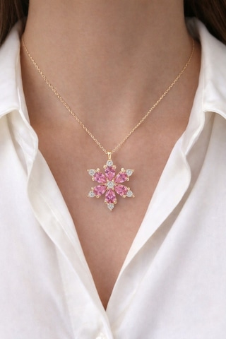 Çekirdekjewelry Pembe Taşlı Kamelya Çiçeği Kolye Sarı Pembe