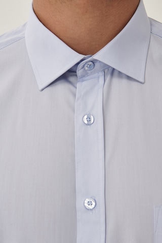 AC&Co / Altınyıldız Classics Erkek ACIK MAVI Kolay Ütülenebilir Comfort Fit Geniş Kesim Klasik Yaka Gömlek Açık Mavi
