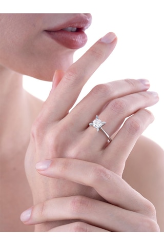 1,00 Karat F Renk Hrd Sertifikalı Tektaş Pırlanta Yüzük-798