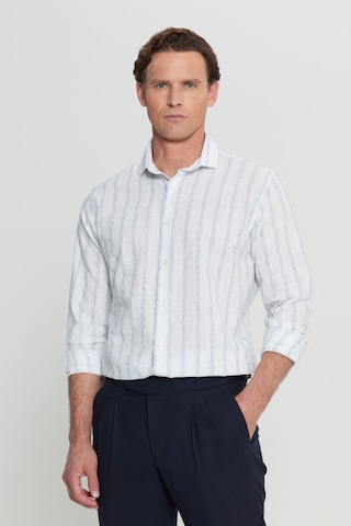 AC&Co / Altınyıldız Classics Erkek Beyaz Lacı Pamuklu Keten Comfort Fit Rahat Kesim Gizli Düğmeli Yaka Çizgili Gömlek Beyaz Lacı