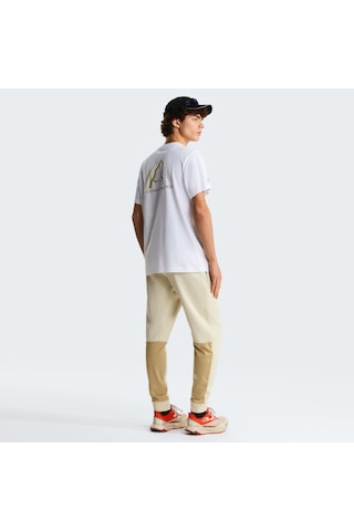 The North Face M Ma Graphıc Regular Short Sleeve Tee-gr Erkek Tişört Nf0a8ga4fn41 Beyaz