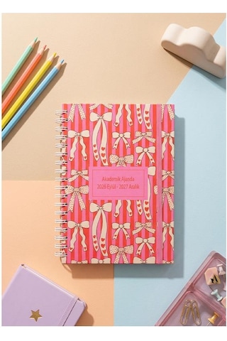 Lizy 2026-2027 Spiralli Akademik Planlayıcı Ajanda 17x24 Cm Tasarım-1 Pembe