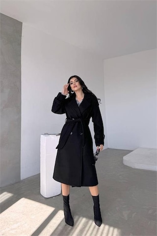 Neşeli Butik Kadın Siyah İthal Kumaş Kaşe Kaban Nbmylk26 Siyah