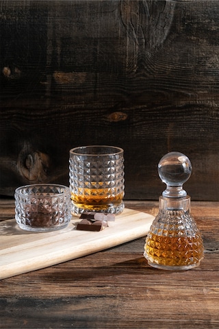 Glamis Vera Premium Hediyelik Kutulu 4 Parça Viski Set