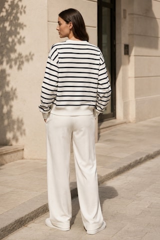 Rovebella Breton Blanc Çizgili İnce Penye Sweatshirt Beyaz