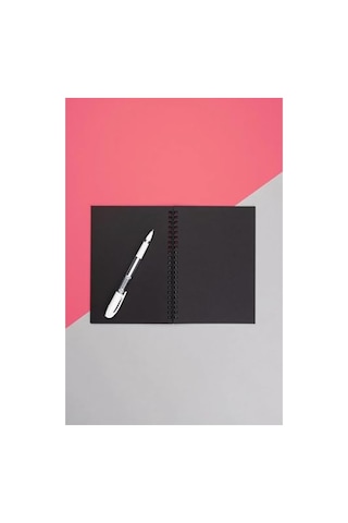Siyah Spiralli A5 Defter, 30 Yaprak Ve 60 Sayfa, Jel Kalem Hediyeli Açık Gri
