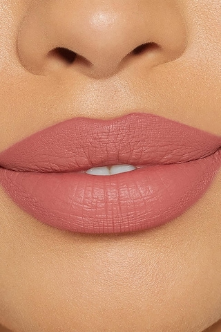 Kylie Dudak Kalemi Ve Mat Likit Ruj Set 704 Sweater Weather 704 Sweater Weather
