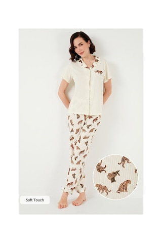 Lela Regular Fit Gömlek Yaka Kısa Kollu Bayan Pijama Takımı 65740102 Bej