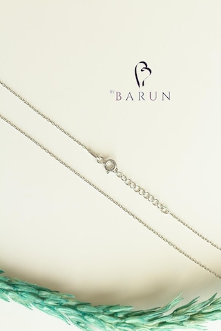 Bybarun Fatma"nın Eli Hamse Eli Model 925 Ayar Gümüş Rengi Gümüş Nazar Kolye