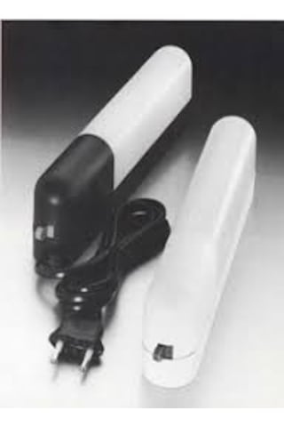 OSRAM 9W PLS ANAHTARLI ARMATÜR + PHILIPS PLS 9W/01 UV-B