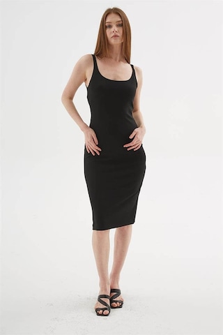 Fashion Friends Kare Yaka Midi Siyah Kadın Elbise 26y0299k1