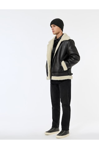 Koton Kapaklı Cepli Çıtçıt Düğme Detaylı Slim Fit İçi Peluş Yaka Suni Süet Ceket Siyah 6wam20103hw