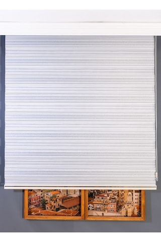 Gümüş Simli Detaylı Zebra Stor Perde Gümüş