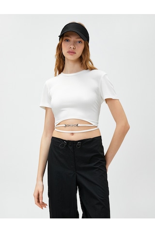Koton Crop Tişört Zincir Detaylı Bisiklet Yaka Ekru 2sal10738ık Ekru