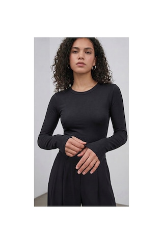Luminur Kadın Siyah Uzun Kol Parmak Detaylı Sıfır Yaka Body