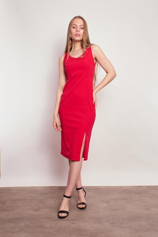 Likralı Krep Kumaş Ön Arka V Yaka Kolsuz Önden Yırtmaçlı Diz Altı Elbise-fujya Fujya