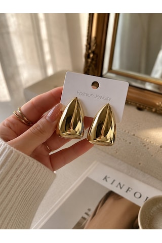 Gold Üçgen Form Küpe Modern Parlak Tasarım Gold Renk Altın