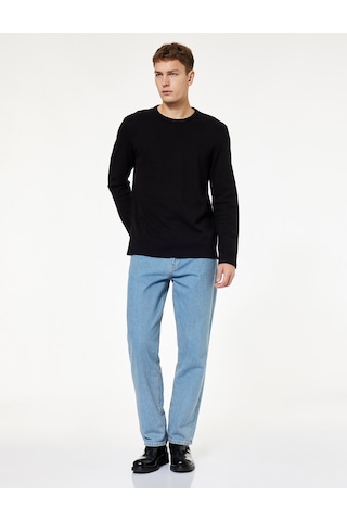 Koton Pamuklu Bisiklet Yaka Basic Slim Fit Uzun Kollu Tişört Siyah 6wam10109hk