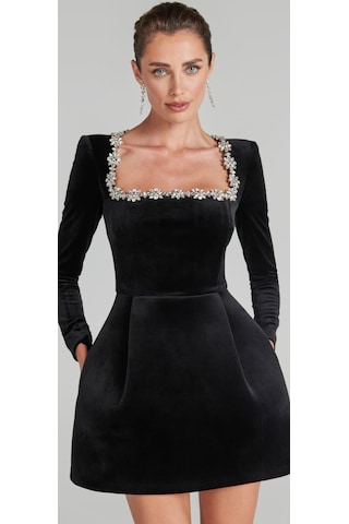 Hanife Glam Couture Hanife Glam Kare Yaka Taşlı Mini Kadife Elbise Siyah