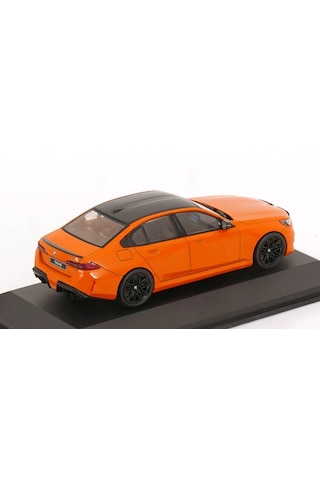 1:43 Ölçek Solido 2024 Bmw M5 Sedan Fire Orange Iıı Diecast Metal Minyatür Model Araba 10cm