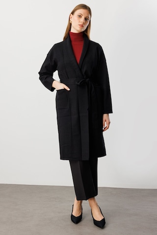 On Kadın Büyük Beden Beli Kuşaklı Şal Yaka Hırka 60900 Siyah Siyah