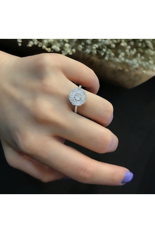 Stela Çiçek Baget Gümüş Yüzük