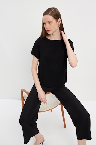 Stella Pulvis Siyah Düğme Detaylı Kısa Kol Maroken Bluz