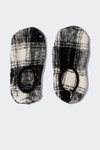 Defacto Erkek Düz Taban Pelüş Ev Patiği D5189AX24WNKR1 Çok Renkli