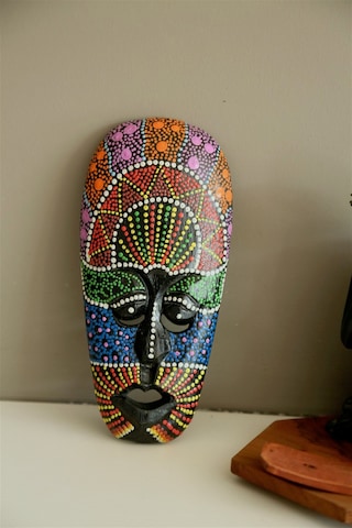 Elde Renkli Boyanmış Ahşap Aborjin Mask 20 CM