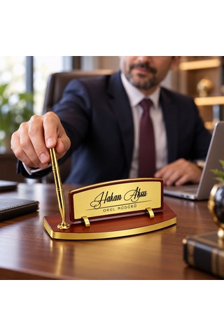 Bk Gift Kişiye Özel Kalemli Ahşap Masa İsimliği Gold Plakalı Bk26 -6 Çok Renkli