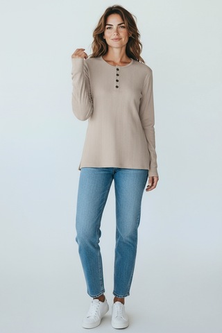 Kadın Yaka Düme Detaylı Mevsimlik Bluz Krem