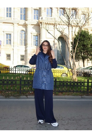 Esra Butik78 Kapitone Şişme Yelekli Tesettür 3 Lü Takım Spor Şık Modern Kombin Yelek + Sweatshirt + Pantolon Lacivert