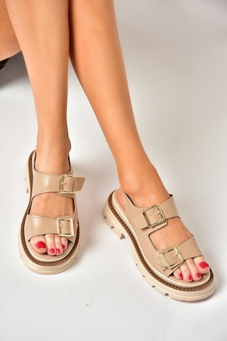Fox Shoess437302209 Ten Kalın Tabanlı Kadın Sandalet Ten Rengi